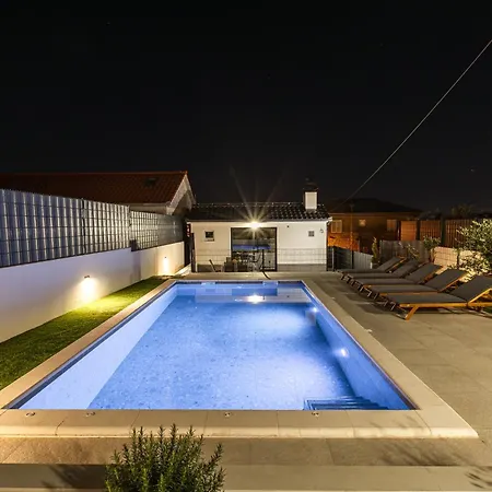 بيت للعطل Poolhouse Domus سولين
