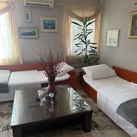 بيت للعطل Poolhouse Domus سولين