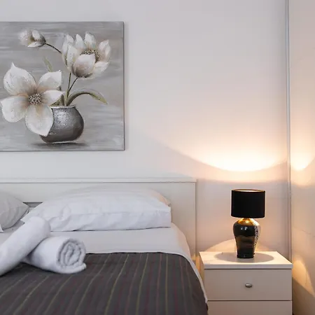 Casa de Férias Poolhouse Domus Solin