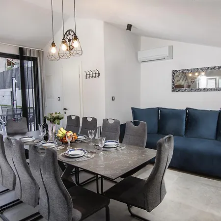 Poolhouse Domus Casa de Férias