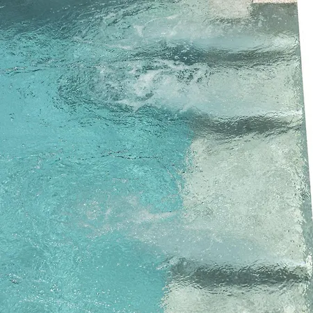 Poolhouse Domus 펜션 *