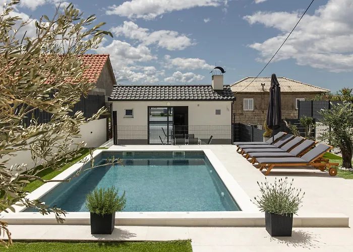 Poolhouse Domus * Solin